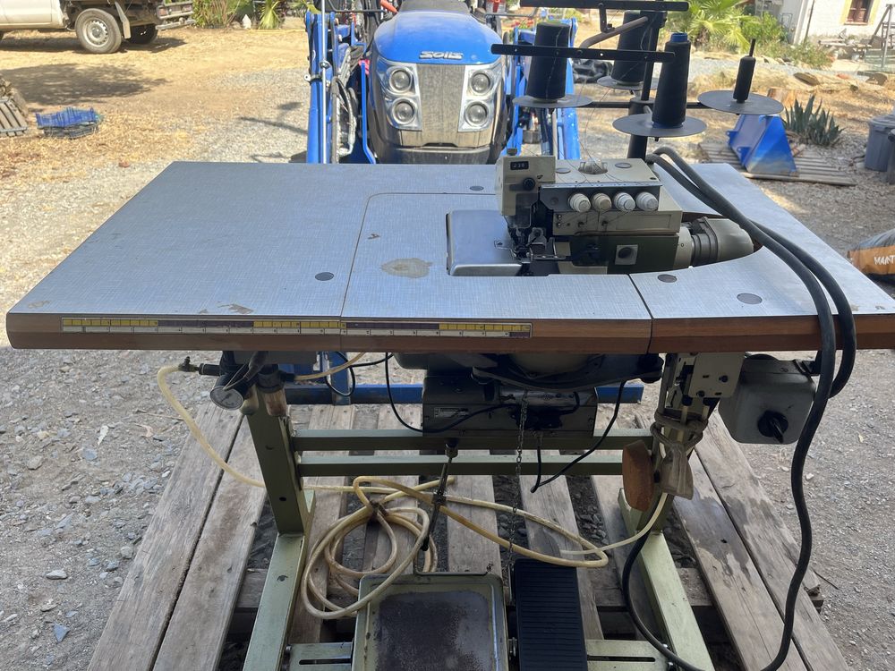Overloque máquina de costura