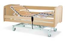 Cama articulada com comando