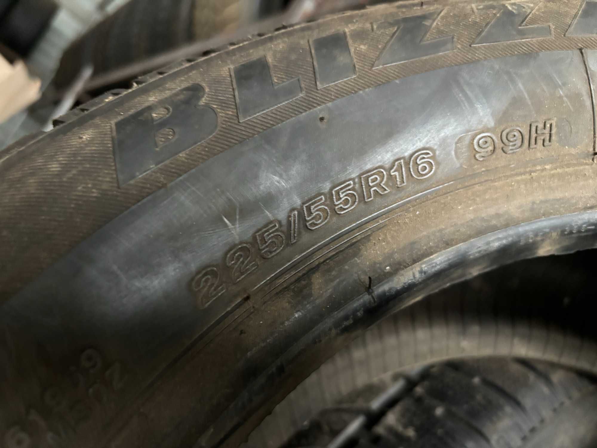 225-55-R16 BRIDGESTONE BLIZZAK зимняя резина 4 штуки GERMANY 2021