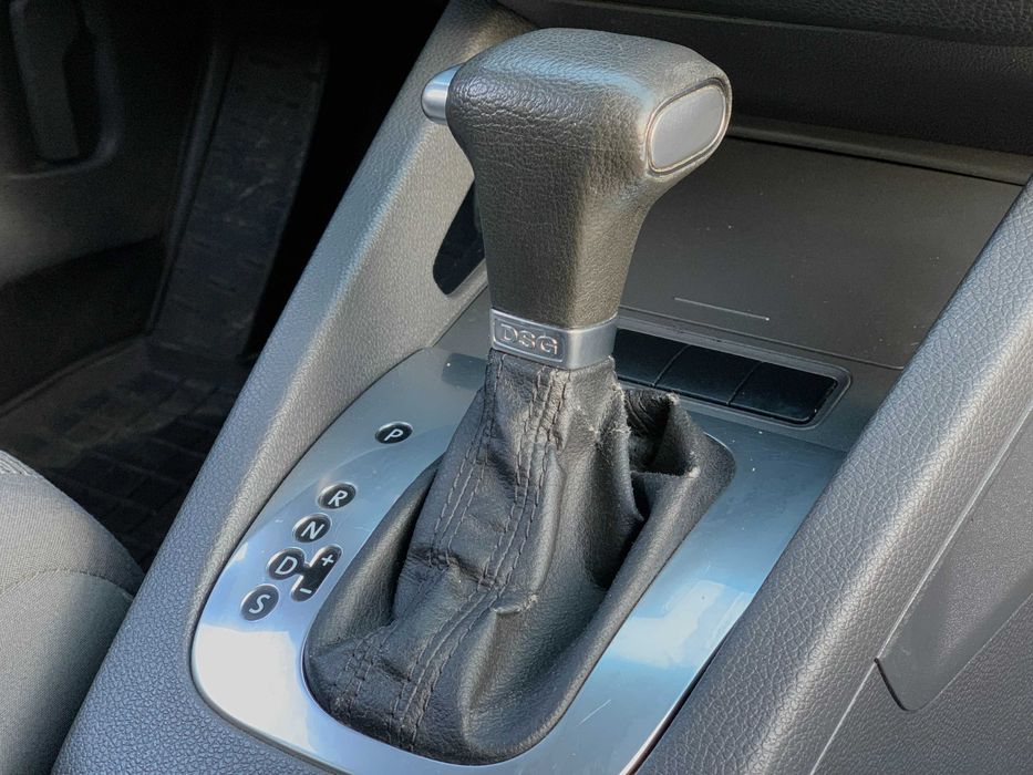 Volkswagen Golf 2007 автомат