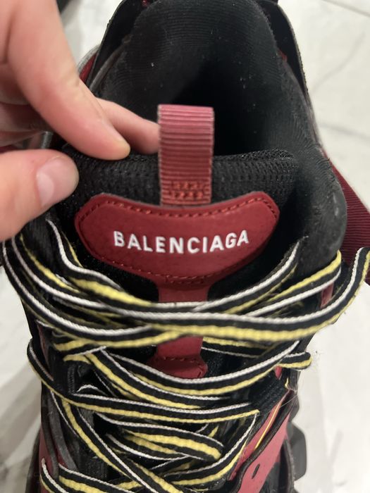 Balenciaga track 1 LEGIT