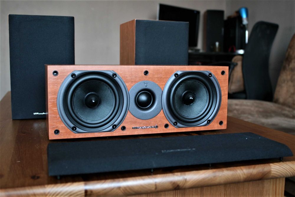Kolumna centralna Wharfedale Diamond 9 CC KEWLAROWE głośniki