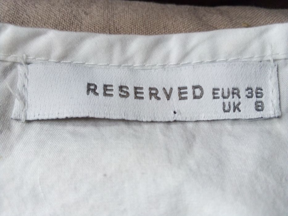 Bluzka w stylu boho haftowana biała odkryte ramiona Reserved. Rozm. 36