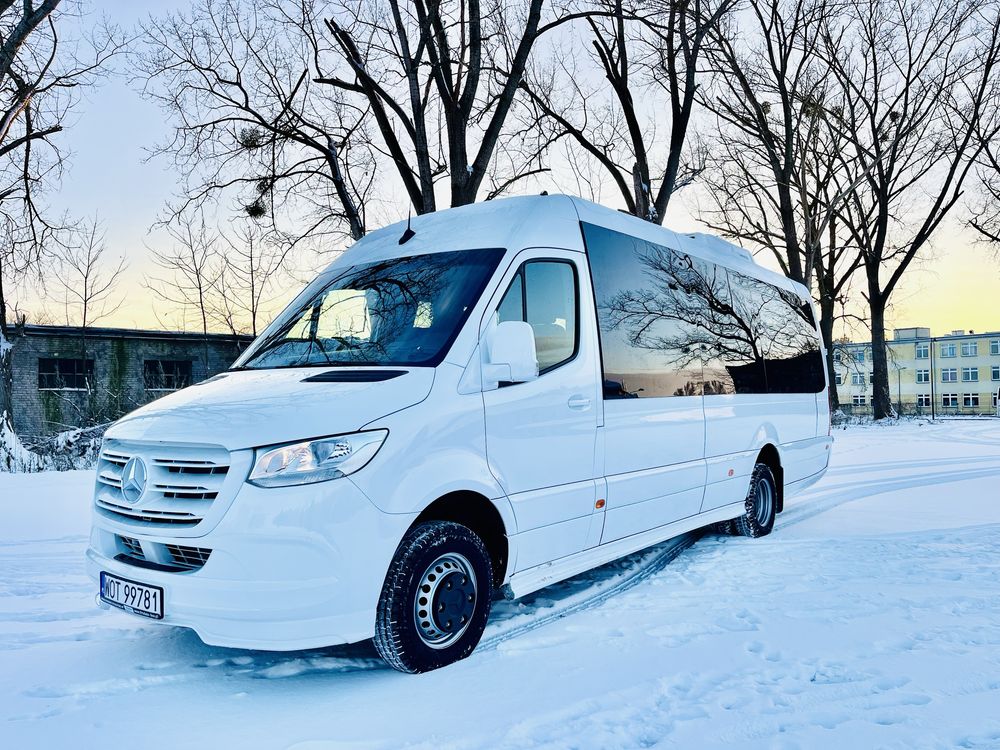 *Przewoz Pracowniczy - Przewóz osób * wynajem Busów & autokarów