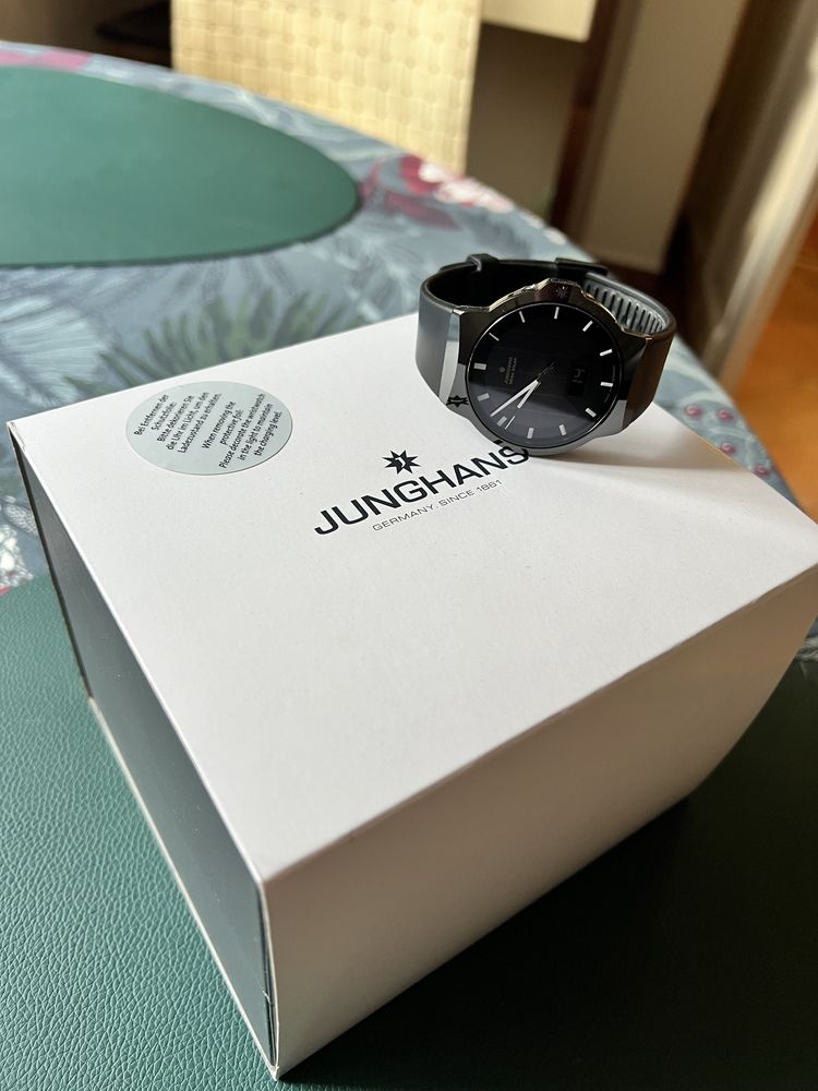 Zegarek Junghans Force Mega Solar Radio- Controlled