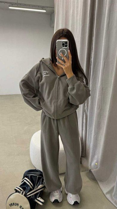 костюм спортивний