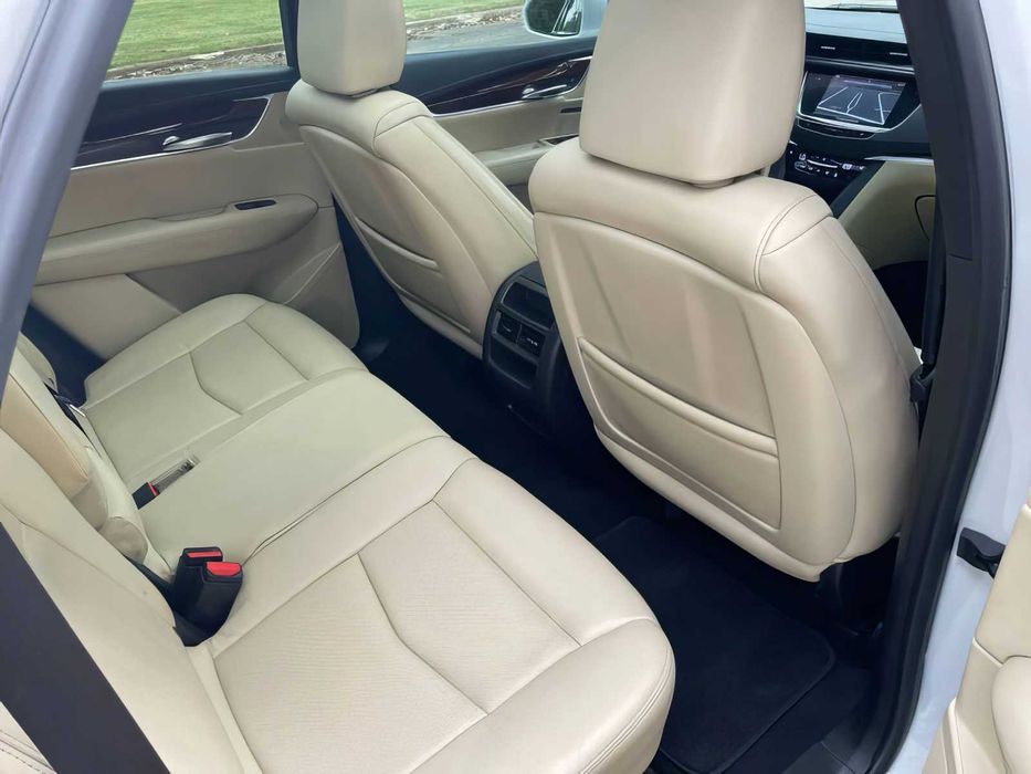 Cadillac XT5      2017