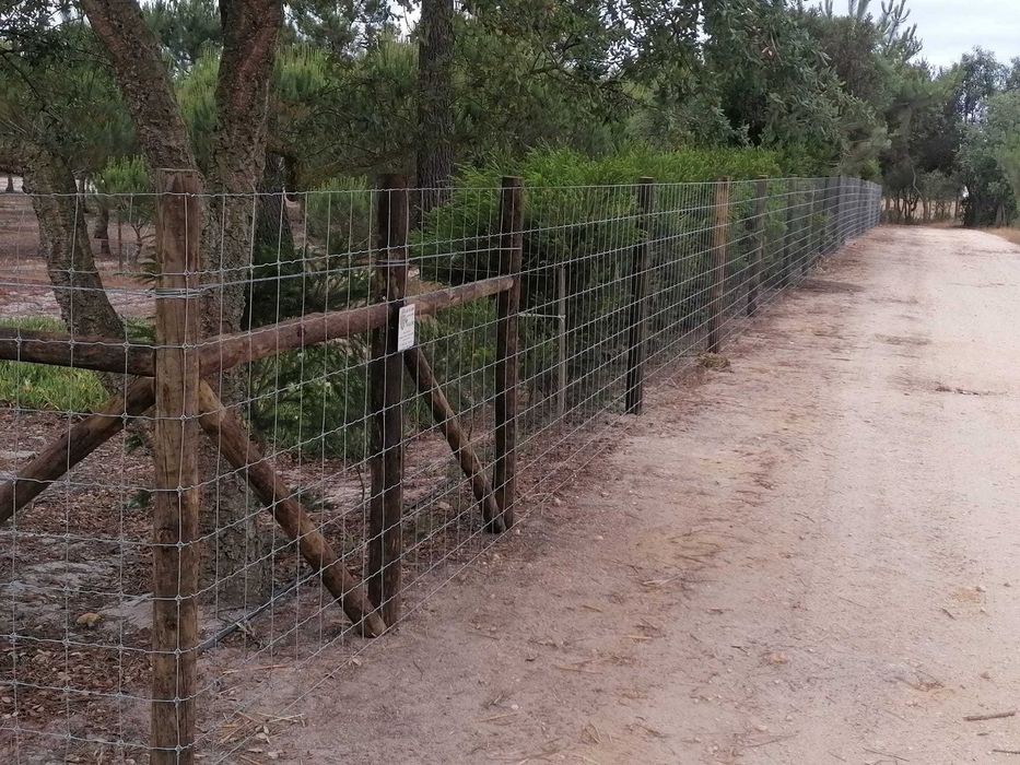 VEDAÇÕES, LIMPEZA TERRENOS, SERVIÇOS DE MÁQUINA - ALENTEJO E ALGARVE