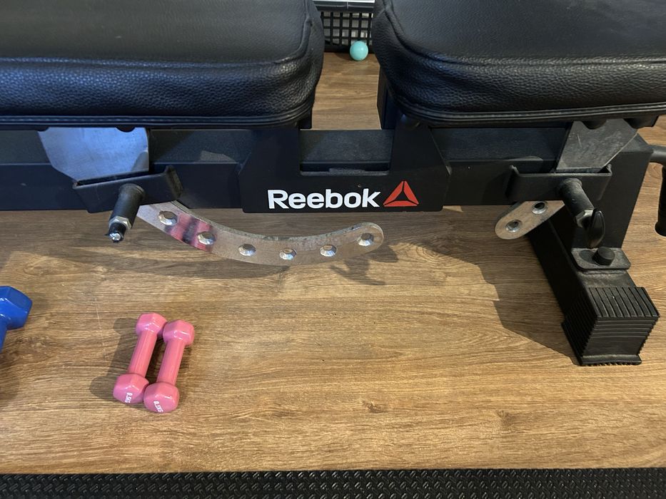 Banco de abdominais/exercicios REEBOK