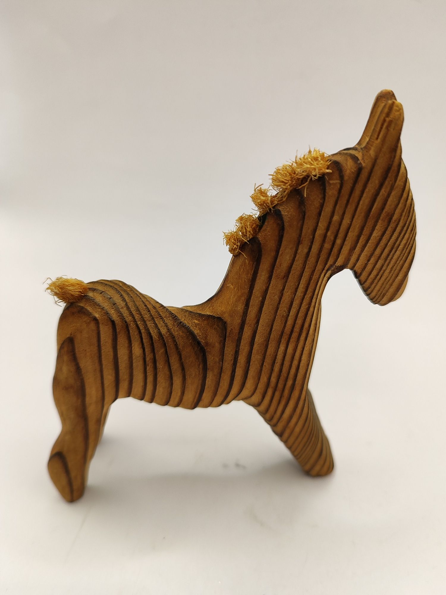 Drewniany koń rzeźba Szwecja Nils Strandin zabytek