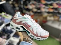 Кросівки Nike Air Max TN plus ( РОЗМІР 40 )