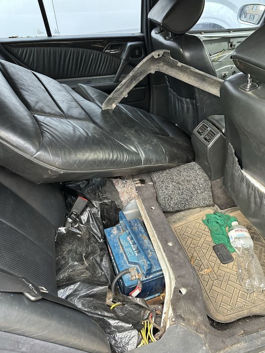 Продам мерседес в210 е420