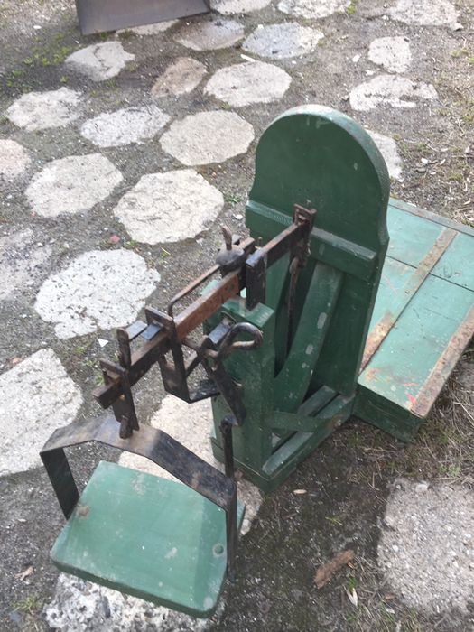 Stara waga drewniana