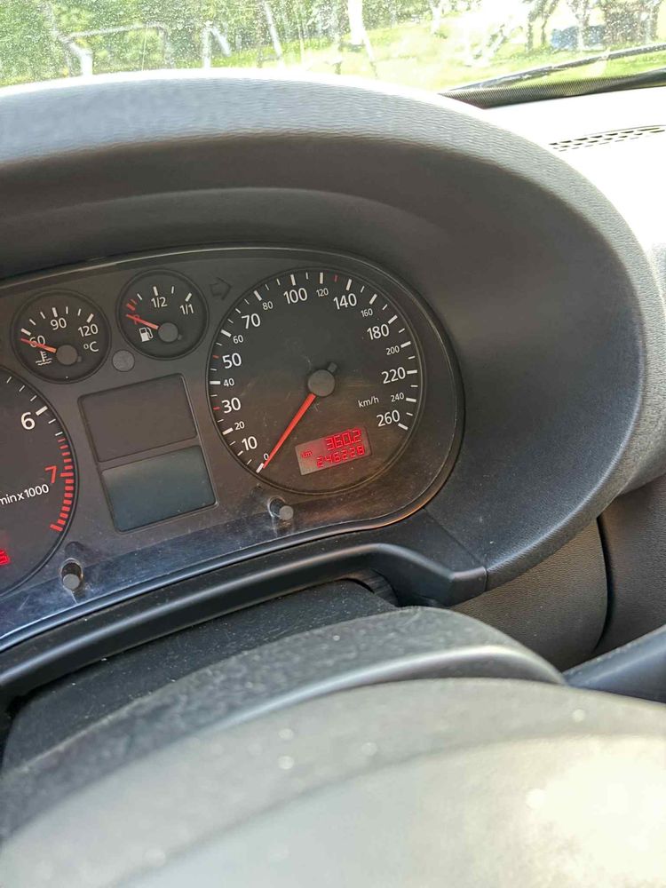 Audi A3 8L 1.6 benzyna