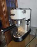 Máquina de café DeLonghi