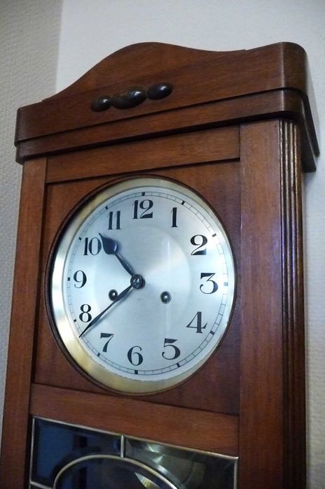 Piękny, nieduży zegar wiszący Becker, 3 struny, sprawny, po renowacji