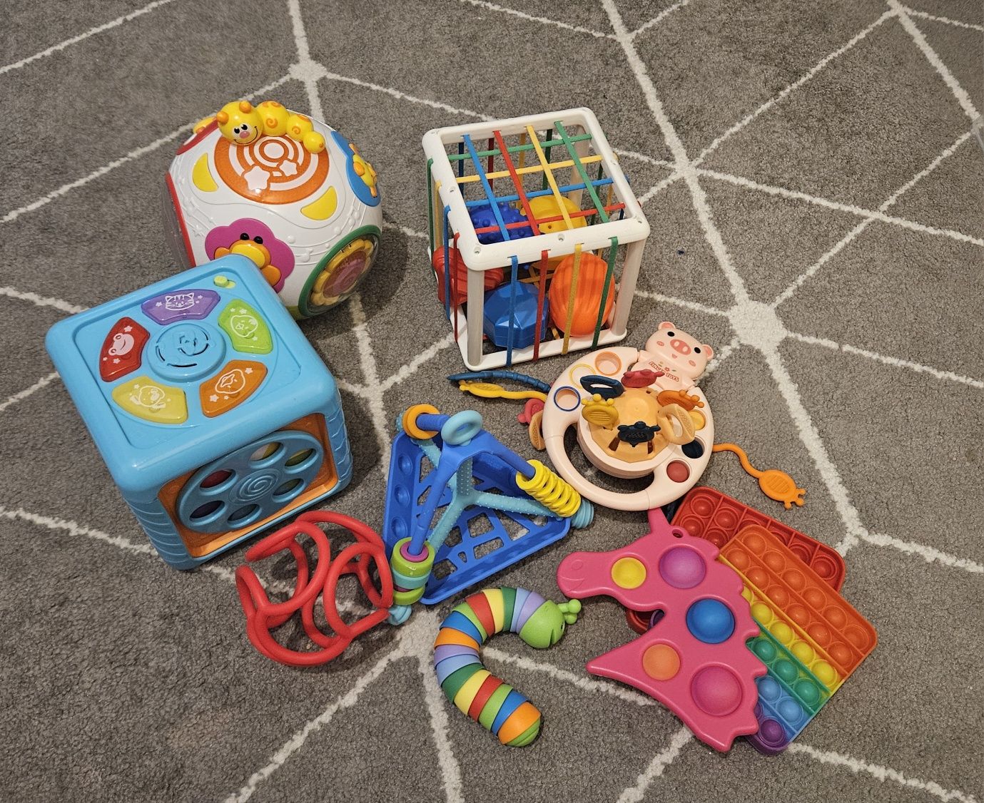Zabawki rozwojowe dla dziecka od 3-18 mies.