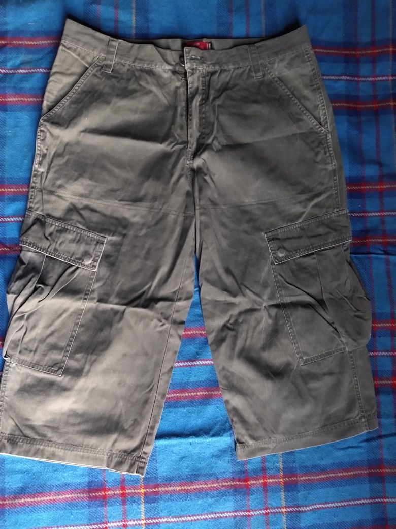 House - Spodneki Capri Khaki XL