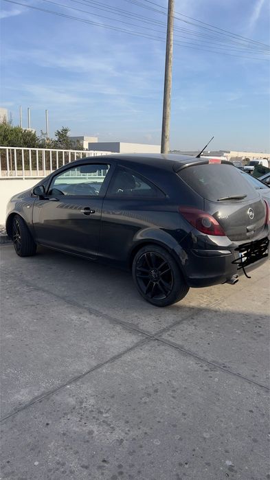 Opel corsa black edition 1.2