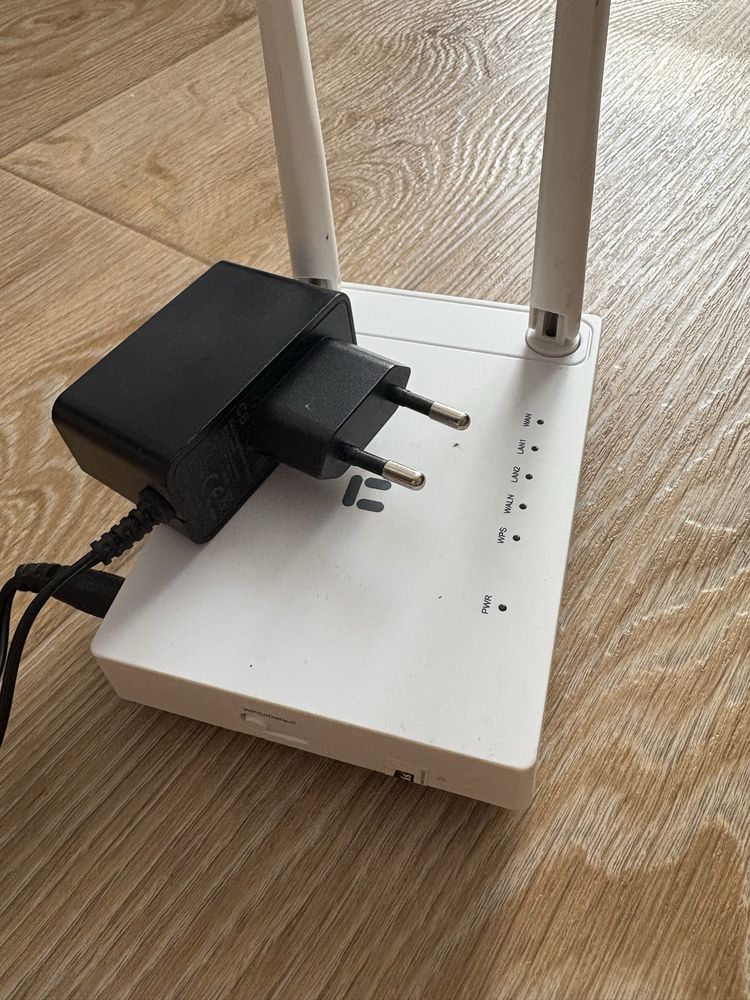WiFi маршрутизатор Netis W1