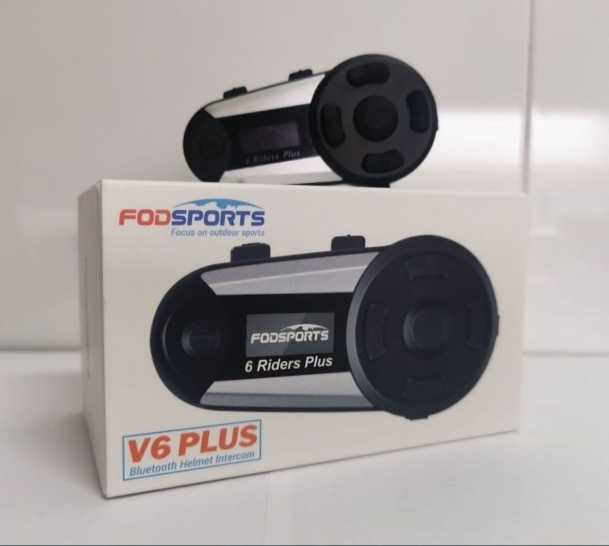 Auricular/ Intercomunicador Bluetooth C/RADIO/ Motard ( NOVO )