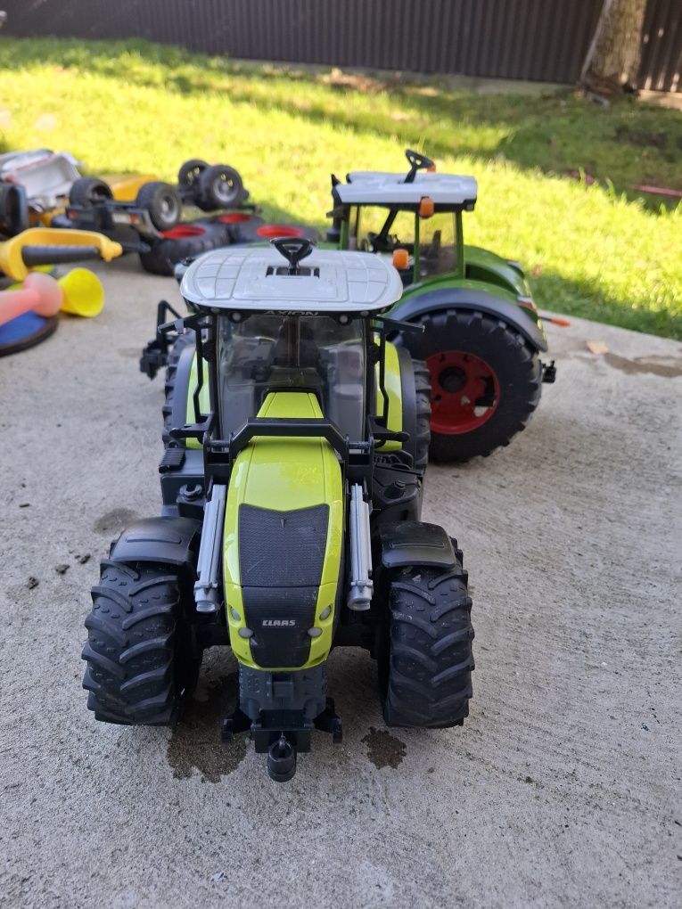Трактор дитячий CLAAS