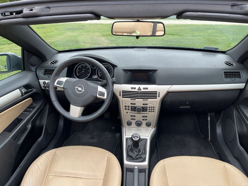 Opel Astra H TwinTop 1.9 CDTI