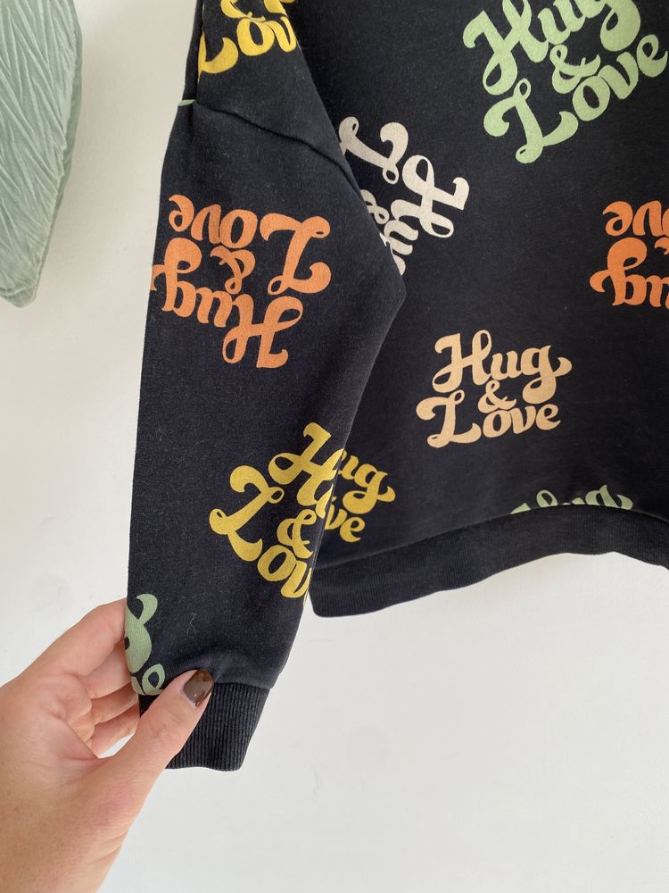 Bluza lindex 98 czarna kolorowe napisy