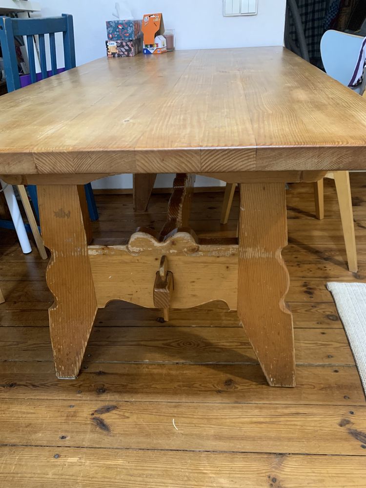 Zabytkowy drewniany stół Cepelia bardzo stabilny i ciężki