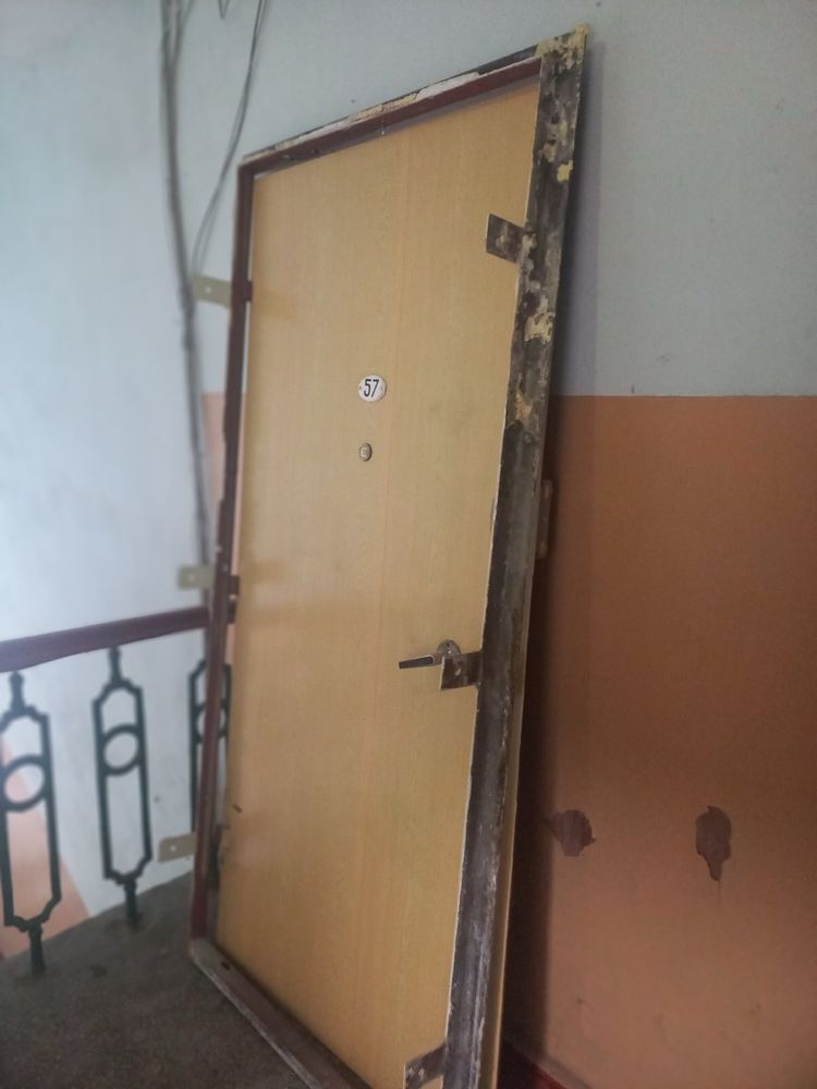 Продам входные двери