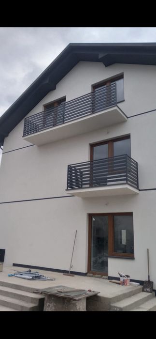 Balustrada barierka nowoczesnavpalisadowa