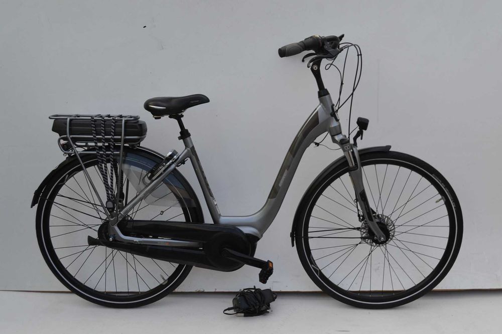 Rower elektryczny Giant Elegance+ silnik centralny Yamaha koła 28 50cm