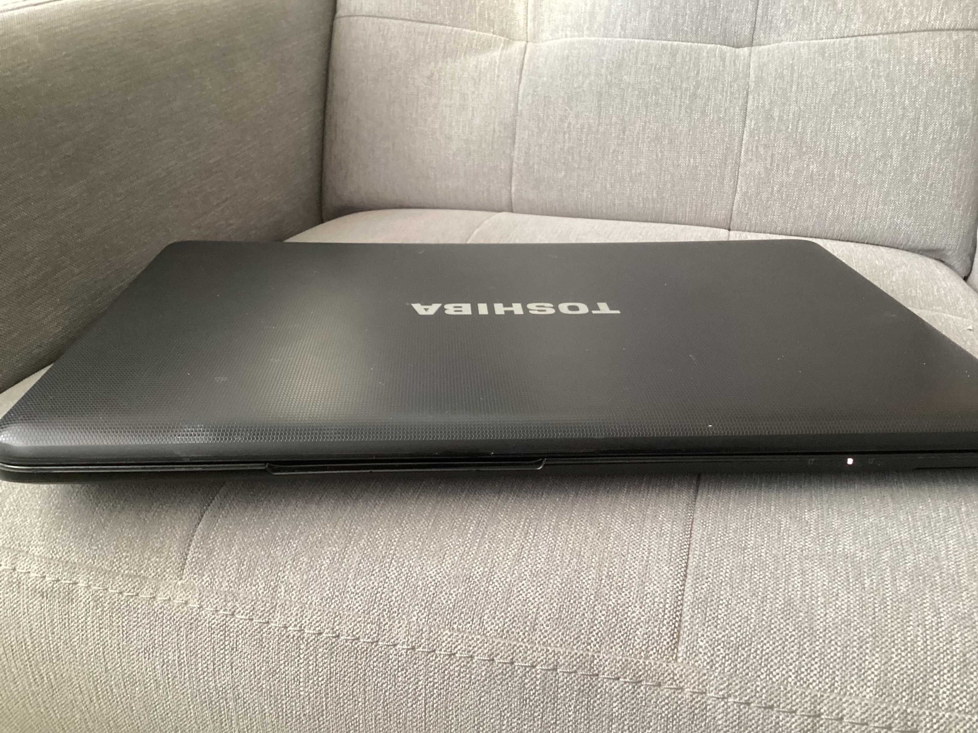 Ноутбук Toshiba  Intel 2 ядра по 2.4GHz/12GB /128SSD