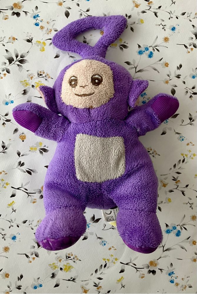 Pluszak Tinky Winky z Teletubisiow.