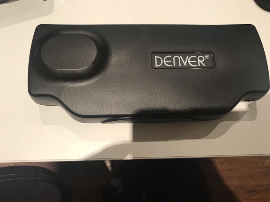 Auto radio Denver