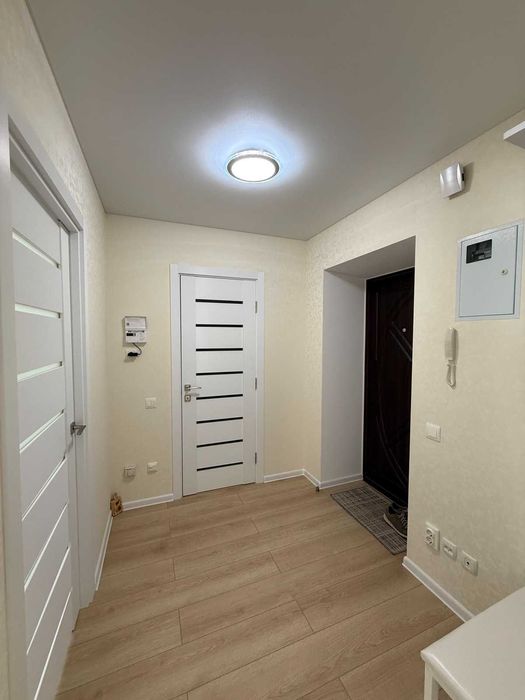 39396 Продаж шикарної квартири в Новобудові 50м2 Мінімальне оформлення