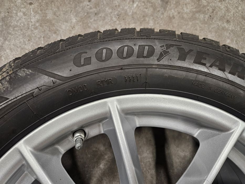 Koła zimowe oryginalne BMW 5 G30 3 G20 X1 F48 X2 5x112 7,5 J R17 Et27