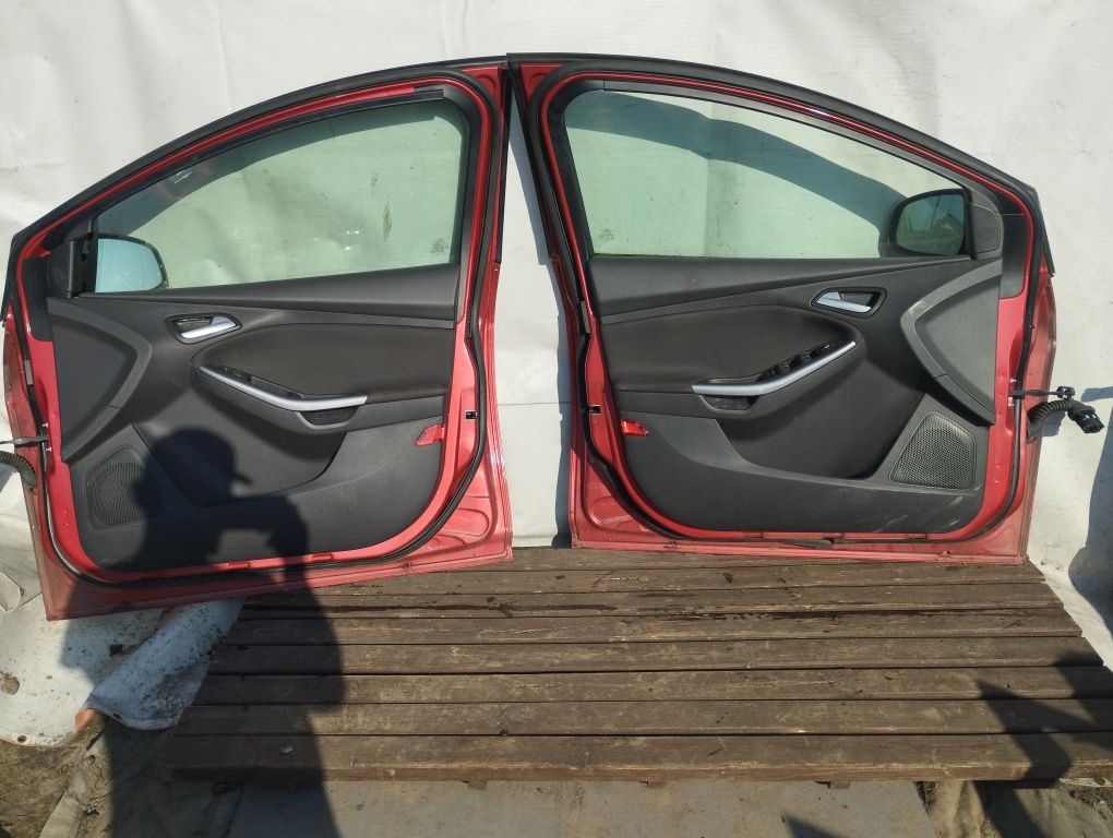Ford Focus MK3 drzwi przednie przód lewe, prawe