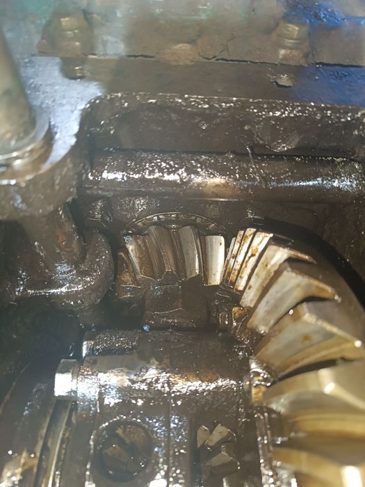 Продам запчастини МТЗ 80,82.