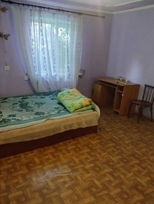 будинок у центрі с.Гніздичне Тернопільського району