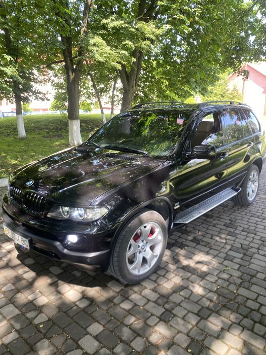 БМВ е53 у гарному стані