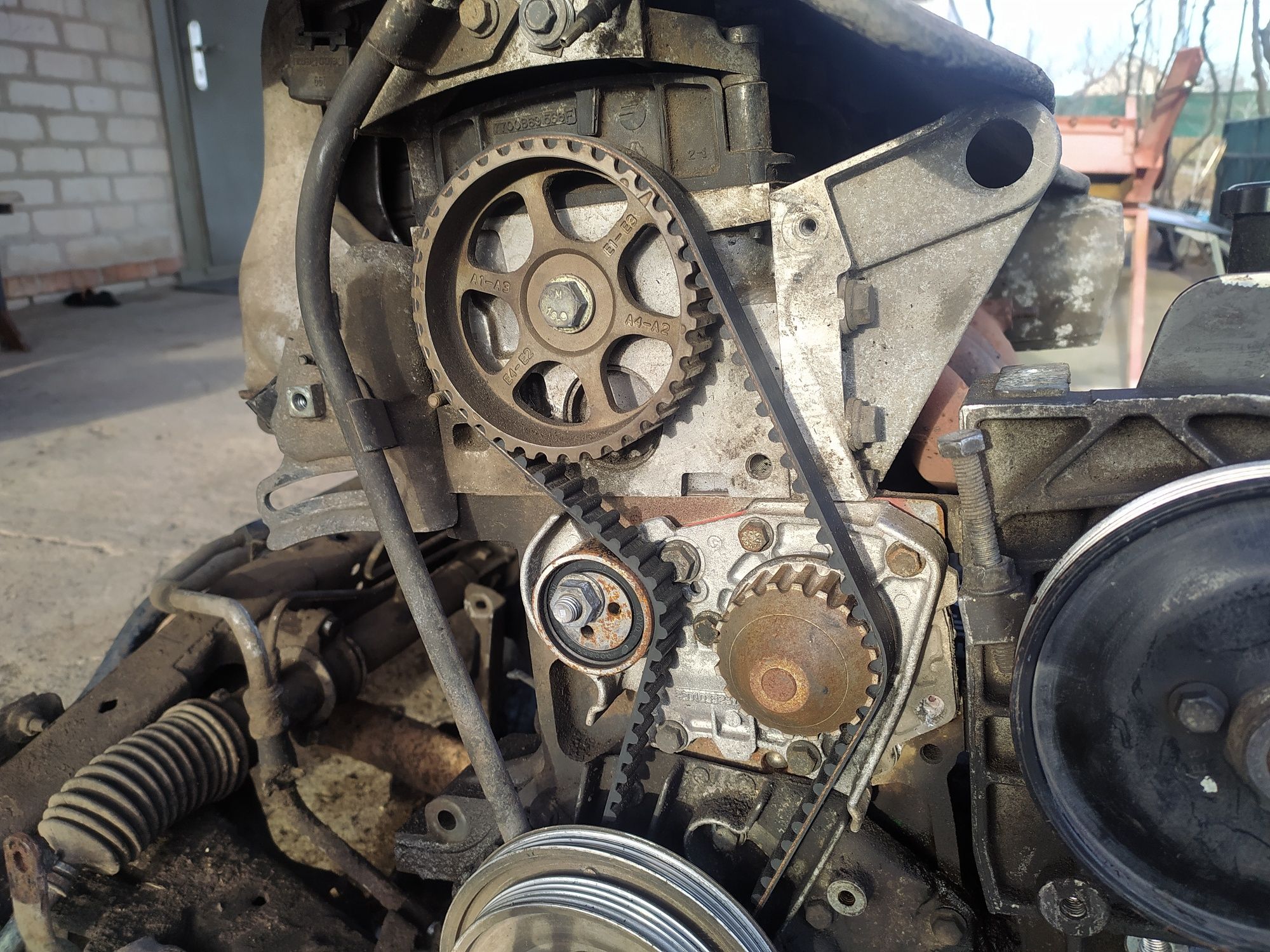 Двигатель 1.6 renault megane 1