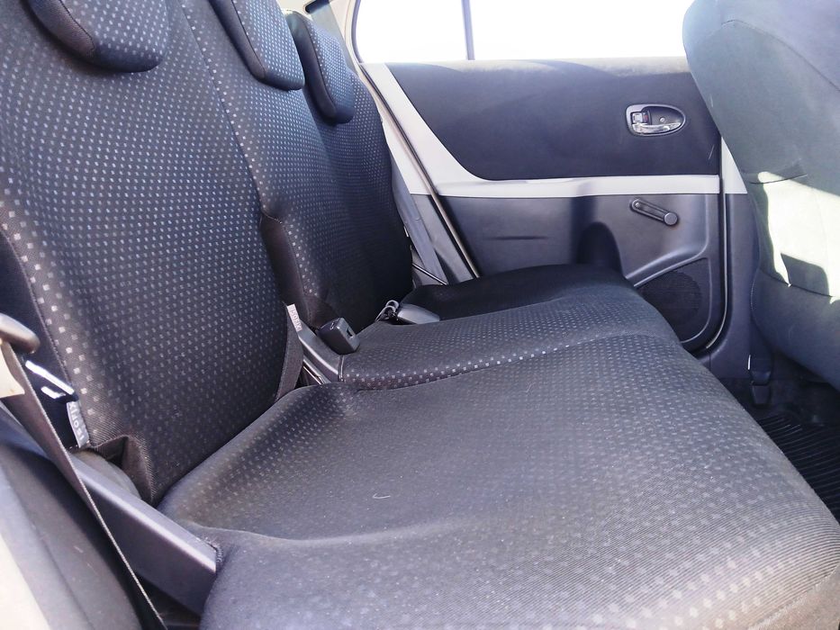 Toyota Yaris 1.3 VVTi (negociável)