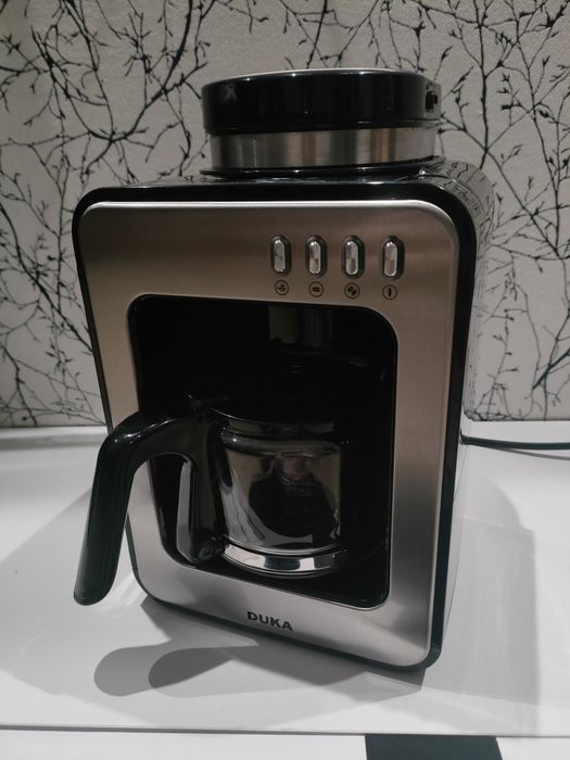 Ekspres do kawy przelewowy DUKA z młynkiem
