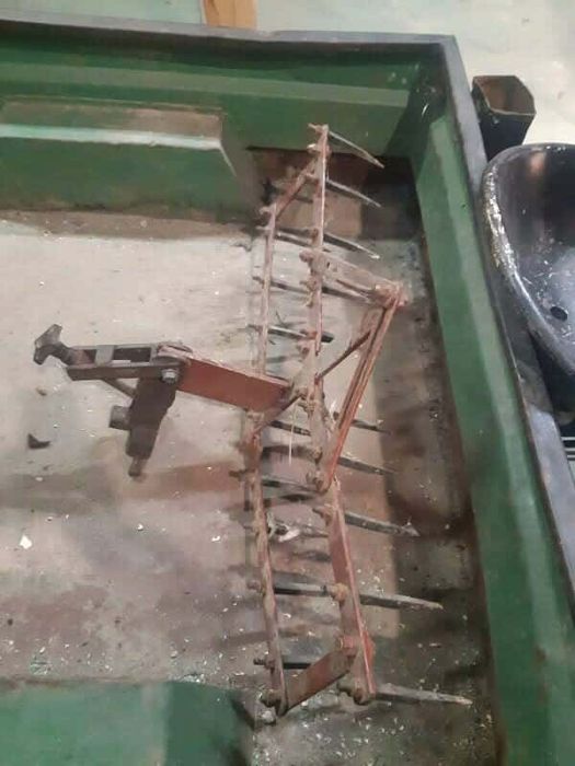 Dzik traktorek forszmit