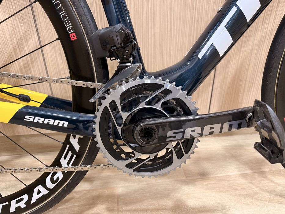 Trek Domane SLR9 AXS