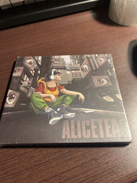 Alicetea Idilia folia