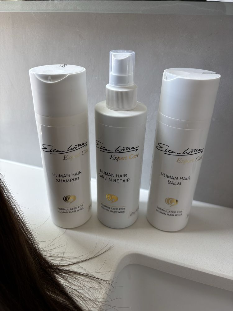 Protese capilar natural e acessorios