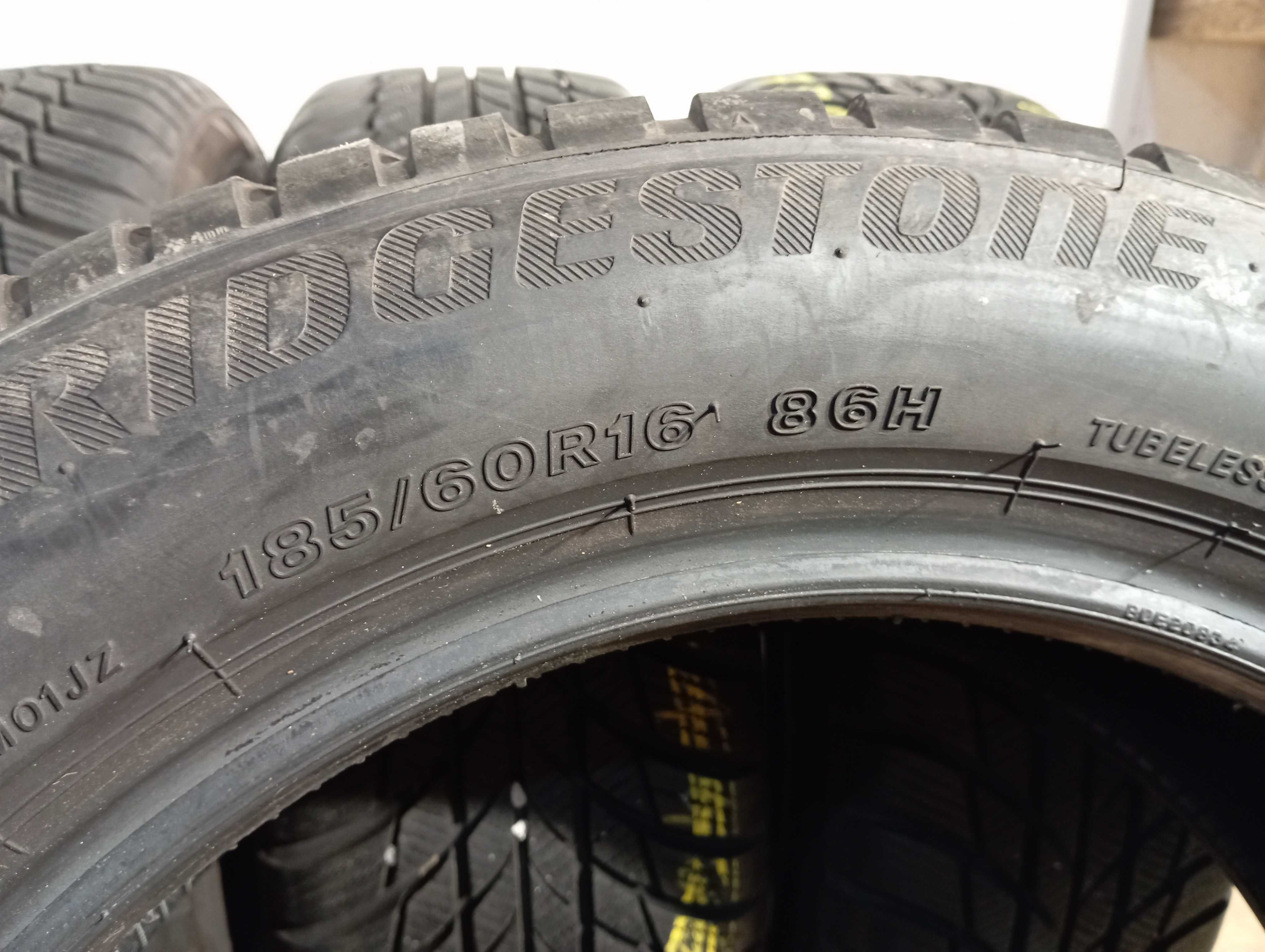 4x 185/60 R16 86H Bridgestone Blizzak LM001. 2018r 7mm