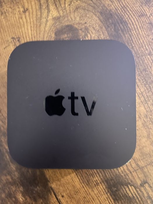 Apple TV 4K, z pilotem innym niż Apple